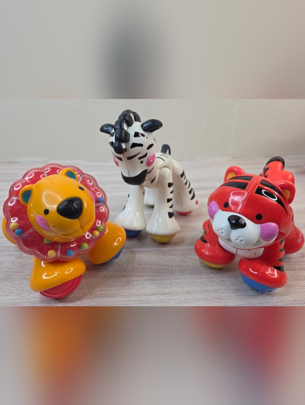 Fisher-Price Amazing Animals